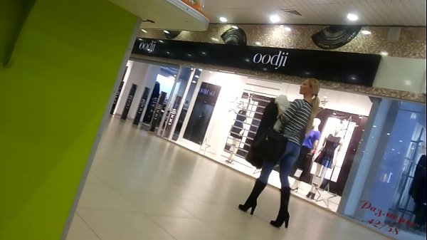 Pulli frigus in macellum.